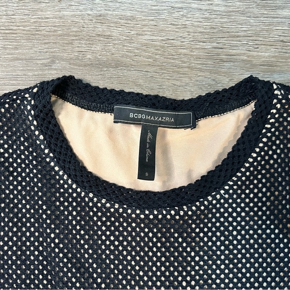 BCBG MAXAZRIA black mesh sleeve color block shirt. Size small. - Picture 2 of 4